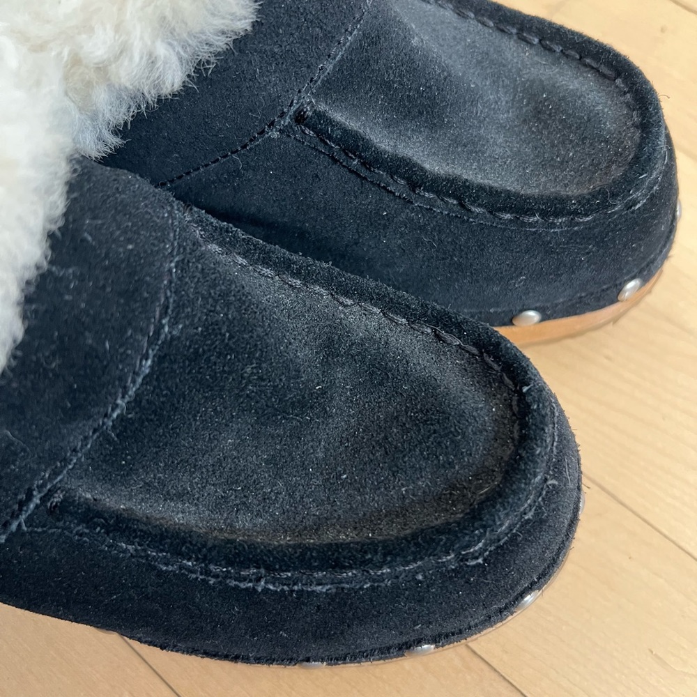 Ugg Clogs - image 6